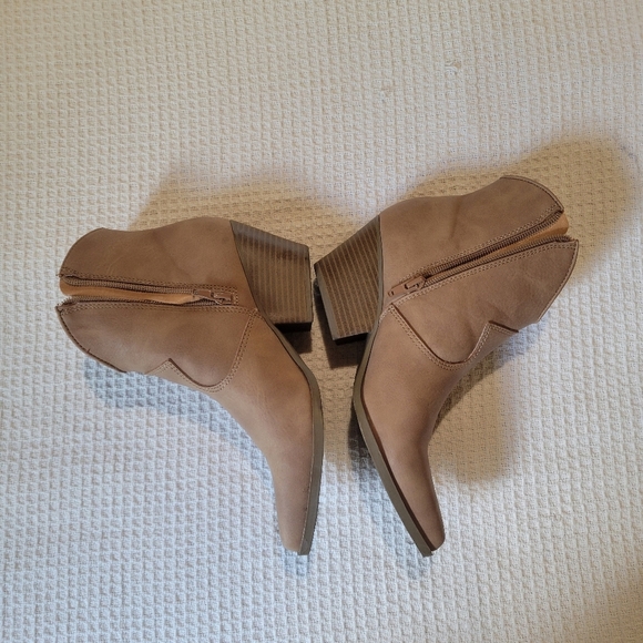 Indigo Tan Leather Ankle Boots - Picture 8 of 10